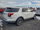 Ford Explorer Platinum Image 2