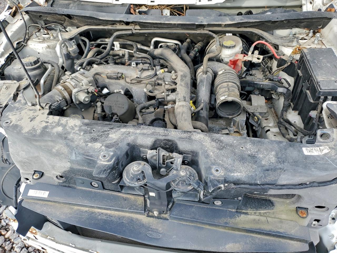 Ford Explorer Platinum Image 8