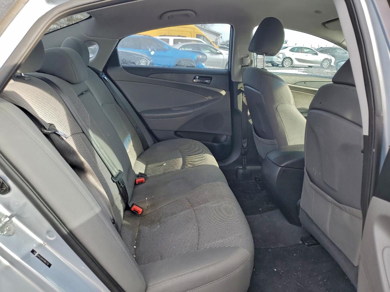 Hyundai SONATA Gls Image 7