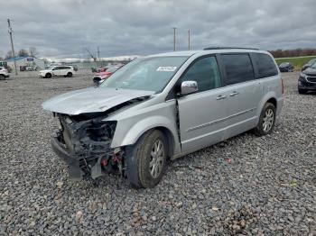  Salvage Chrysler Minivan