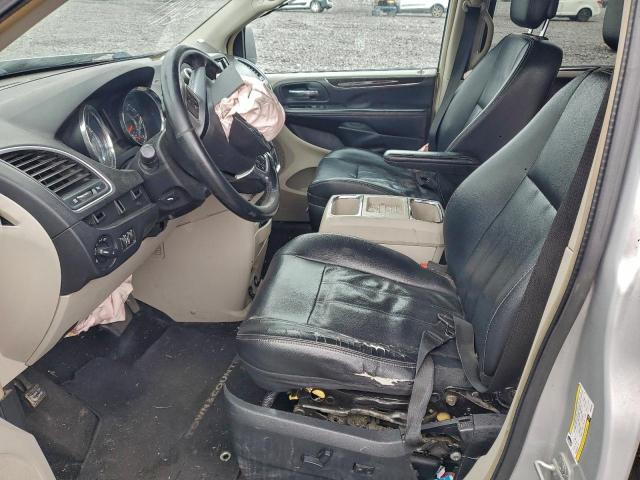 Chrysler Minivan Touring L Image 10