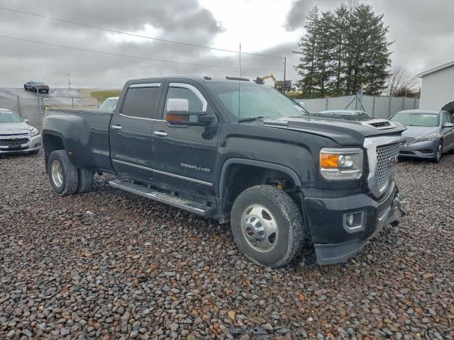 GMC Sierra K3500 Denali Image 8