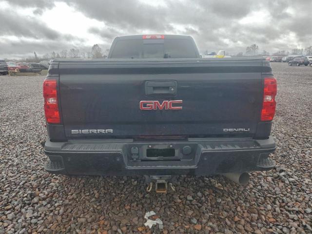 GMC Sierra K3500 Denali Image 10