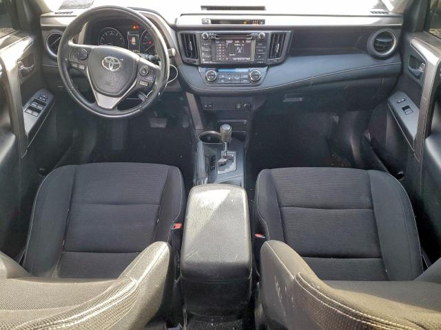 Toyota RAV4 Xle Image 4