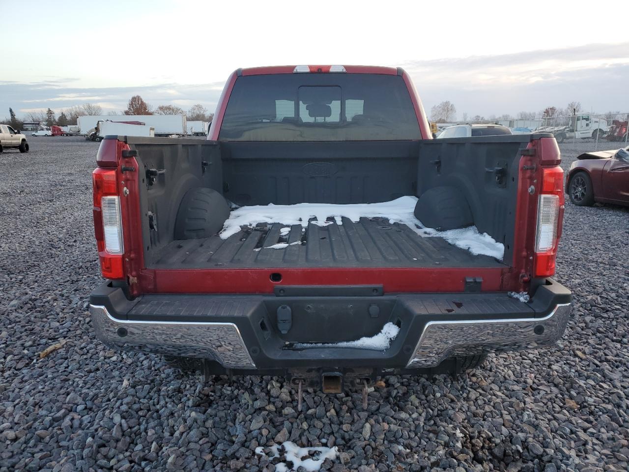 Ford F-350 Super Duty Image 8