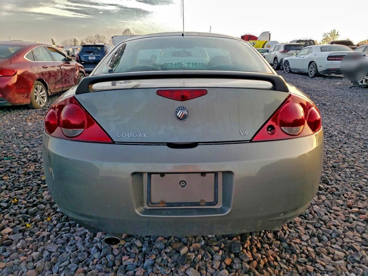 Mercury Cougar V6 Image 2