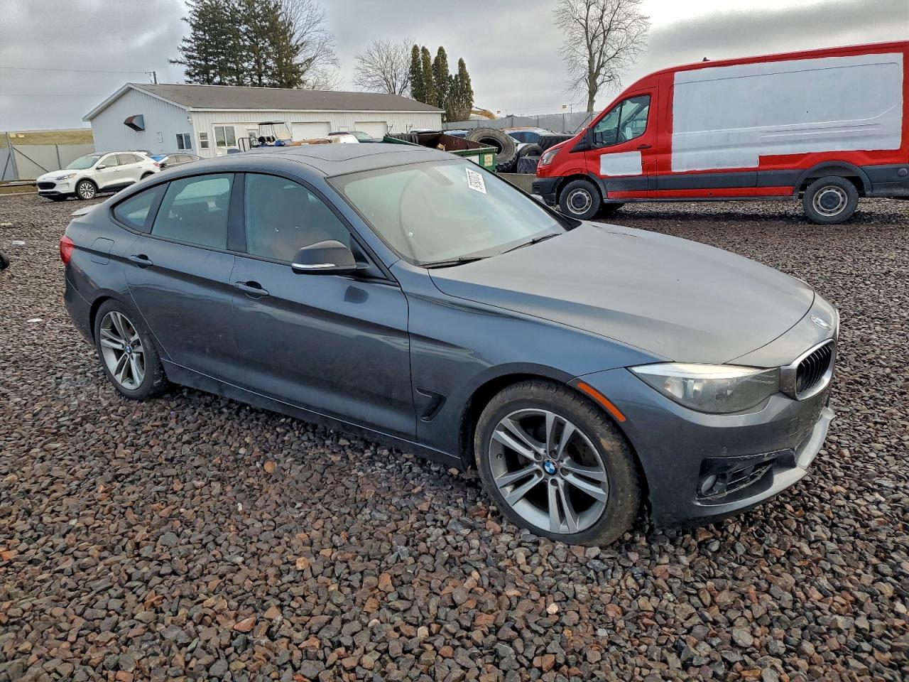 BMW 3 Series Xigt Image 11