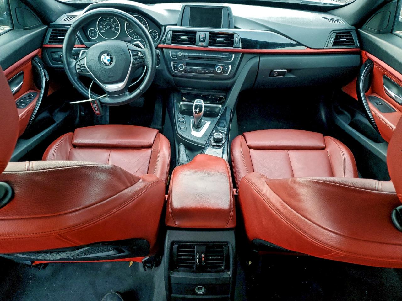 BMW 3 Series Xigt Image 7