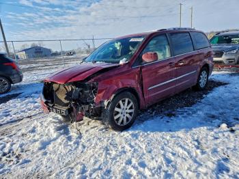  Salvage Chrysler Minivan