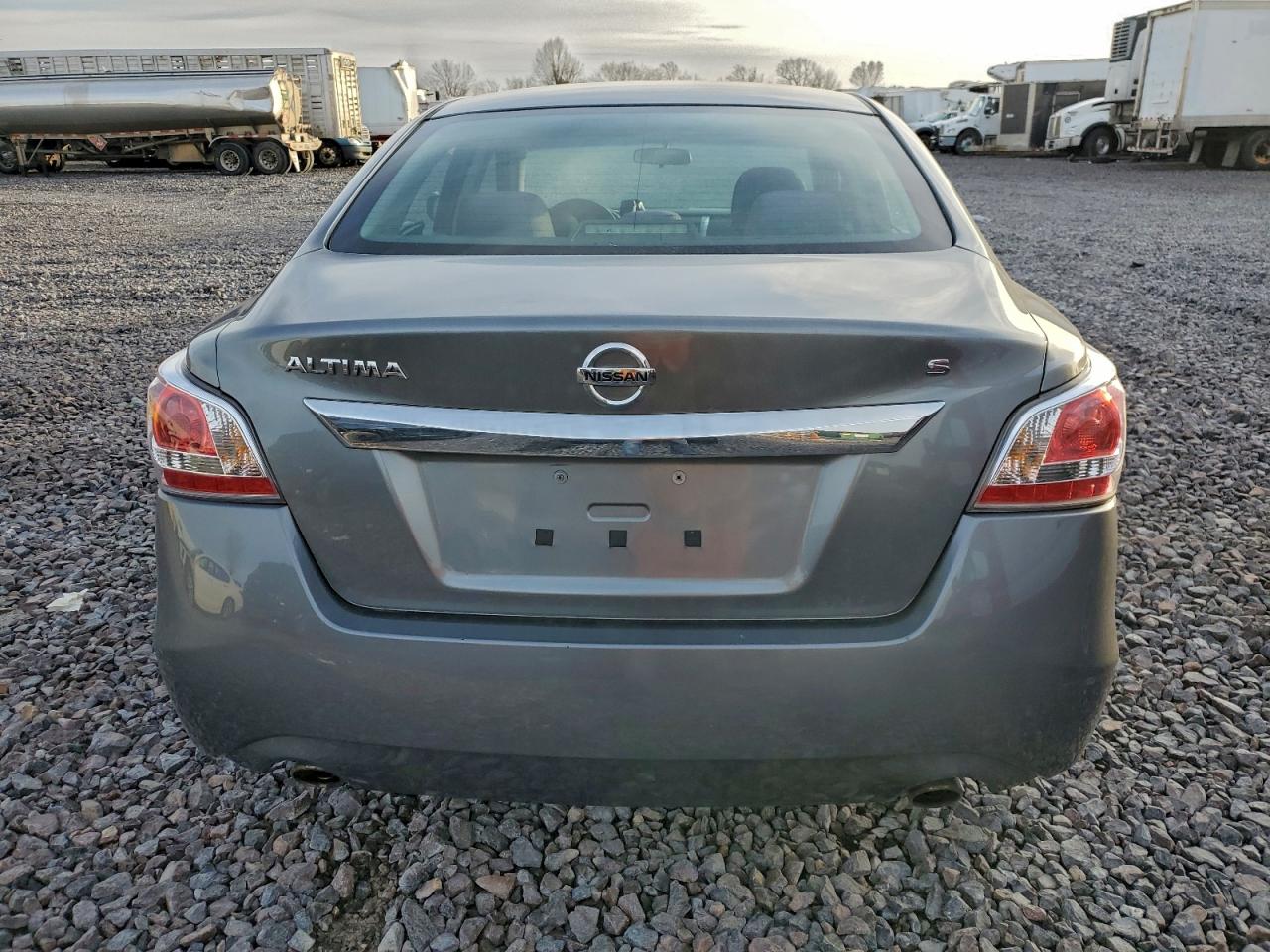 Nissan Altima 2.5 Image 5