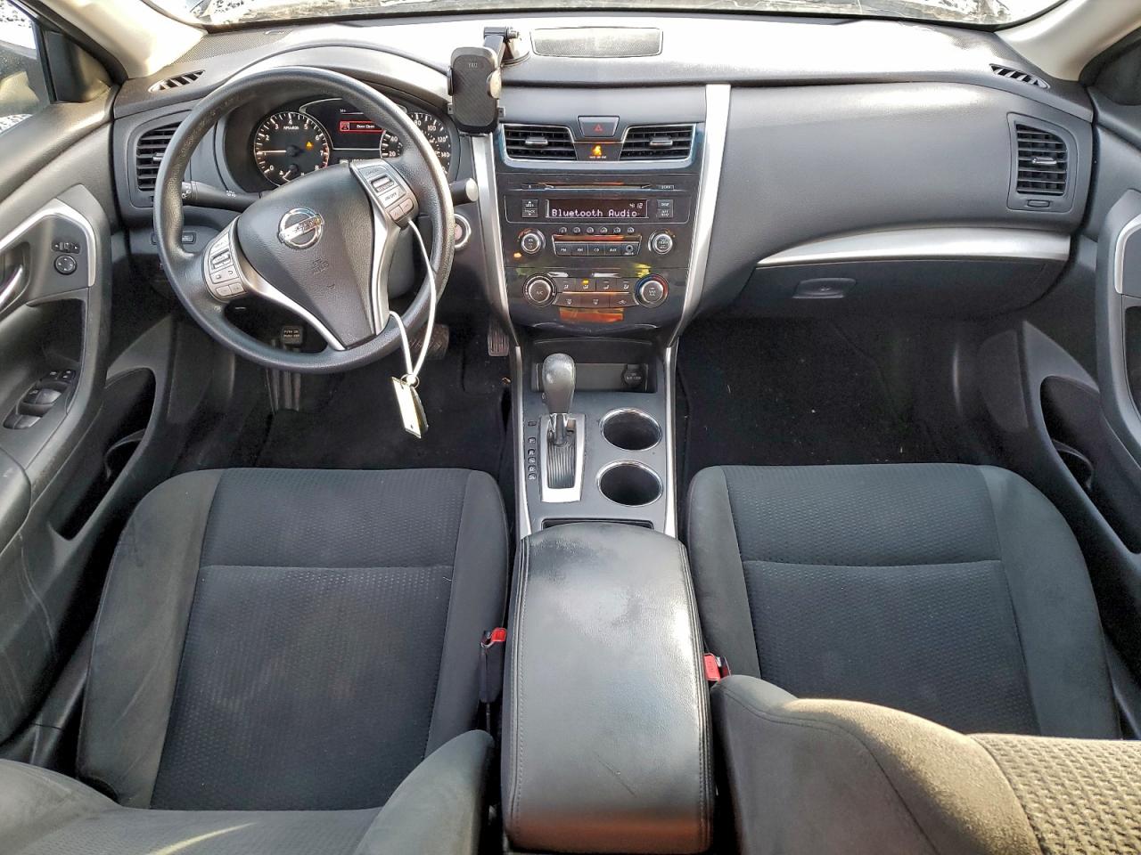 Nissan Altima 2.5 Image 8