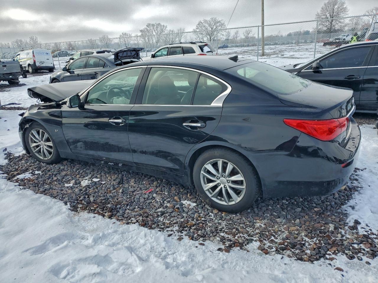 INFINITI Q50 Base Image 2