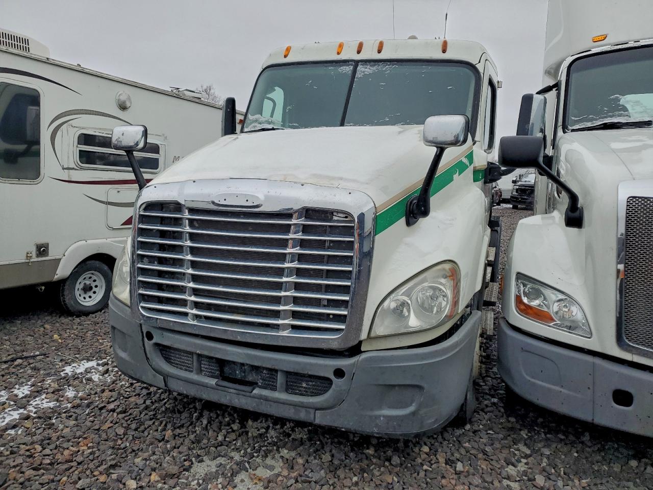 Freightliner Cascadia Image 9