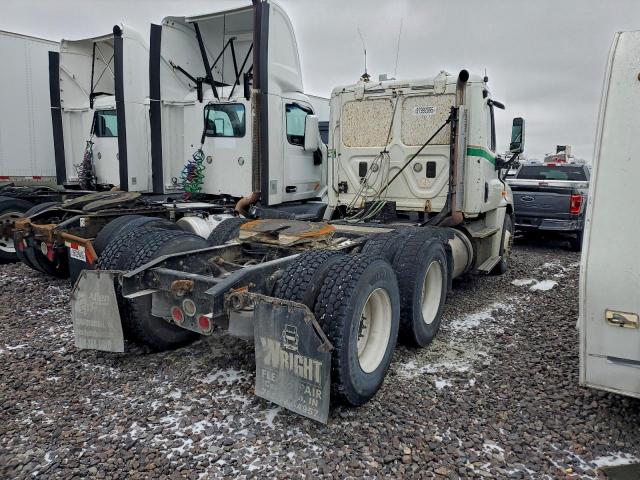 Freightliner Cascadia Image 3