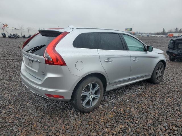 Volvo XC60 T6 Image 2