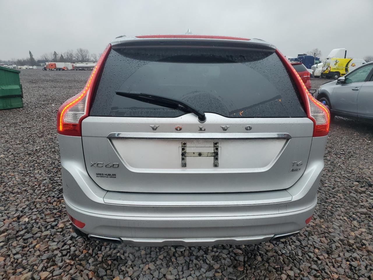 Volvo XC60 T6 Image 4