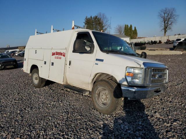 Ford E-350 E350 Super Duty Cutaway Van Image 3