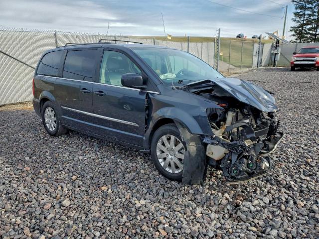 Chrysler Minivan Touring Image 6