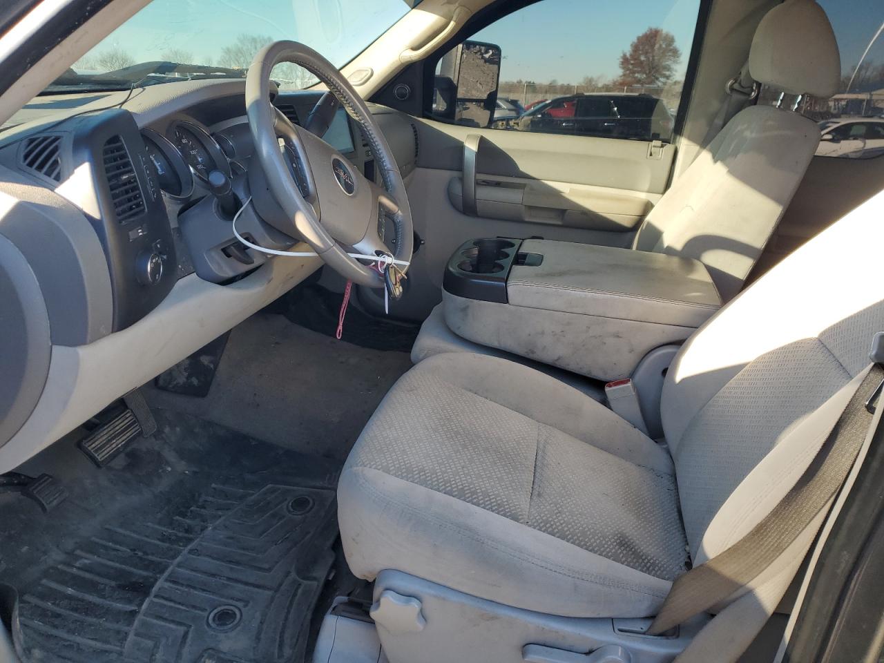 GMC Sierra K1500 Image 6