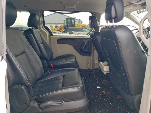 Chrysler Minivan Touring L Image 7