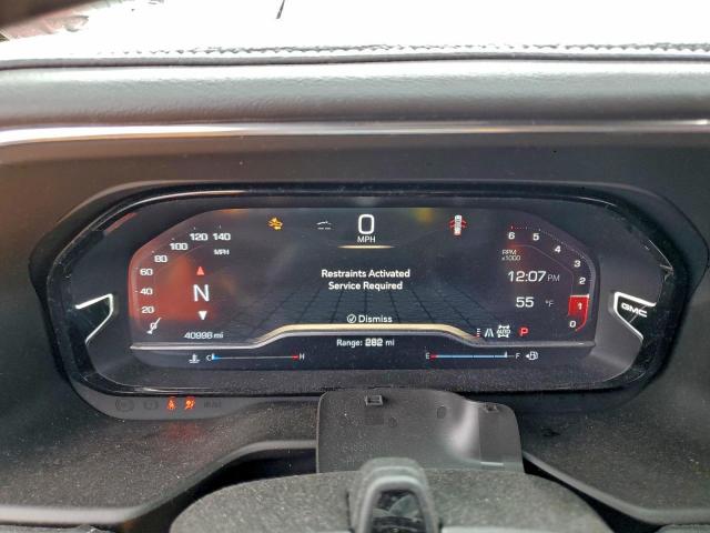 GMC Yukon Denali Ultimate Image 10