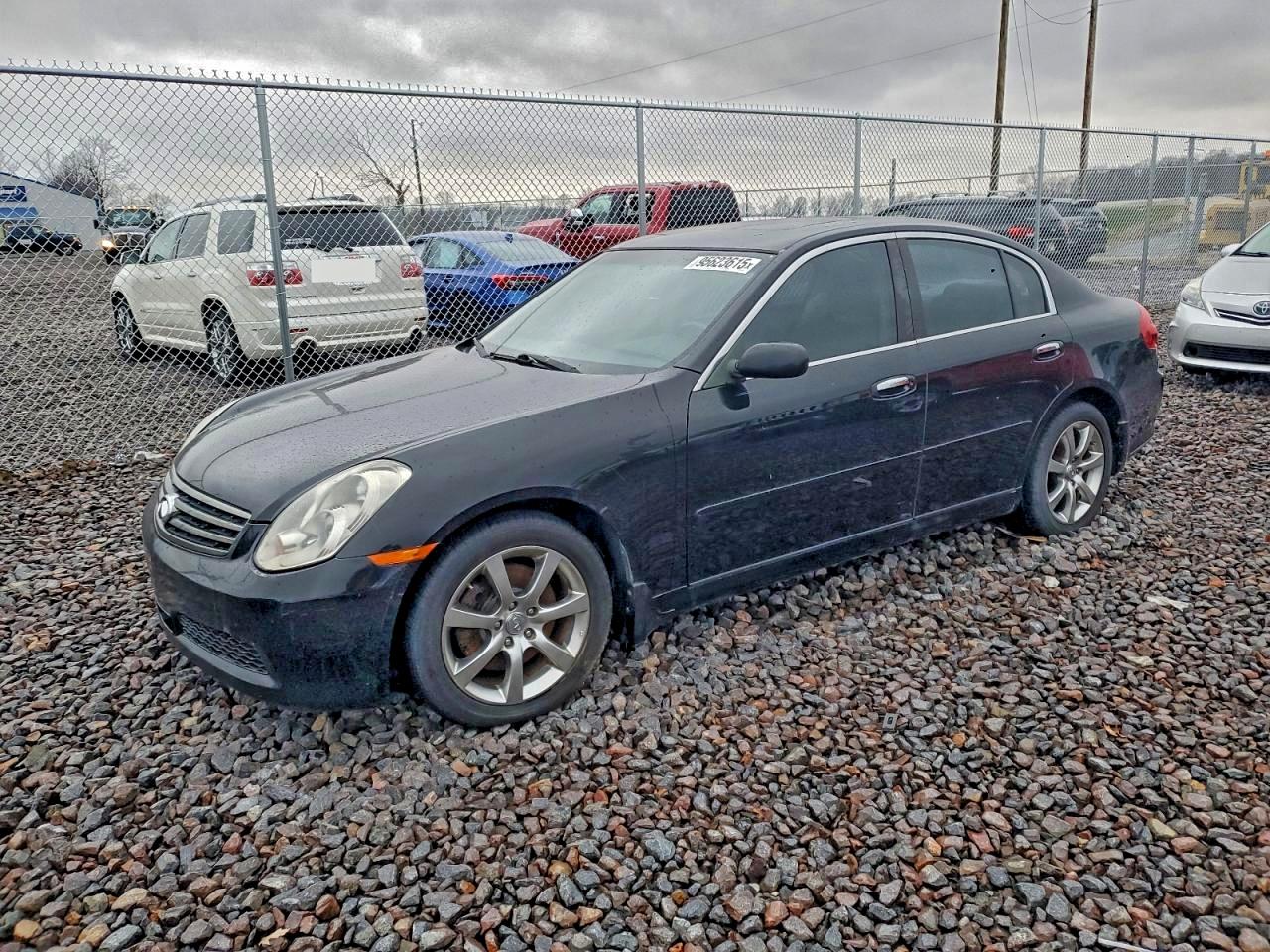 INFINITI G35 Image 1