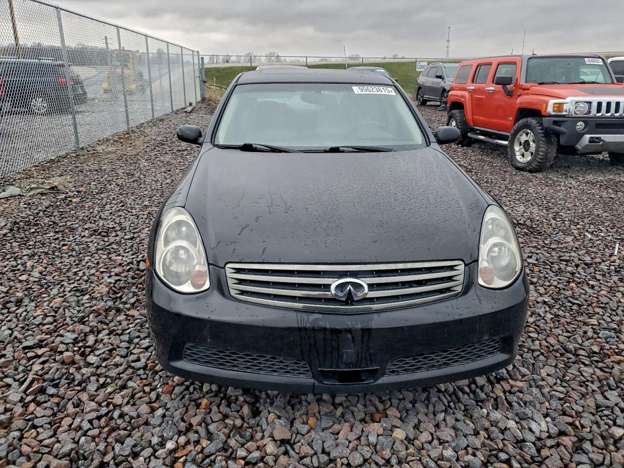 INFINITI G35 Image 2