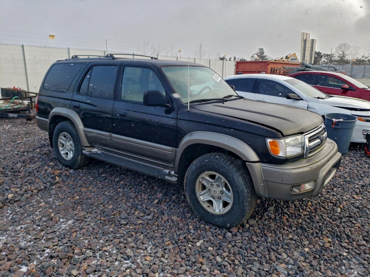 Toyota 4Runner Limited Image 6