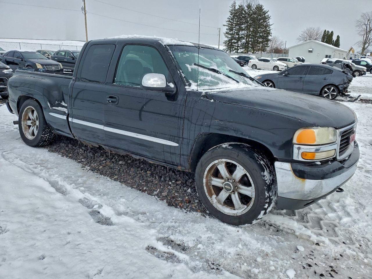 GMC Sierra C1500 Image 11