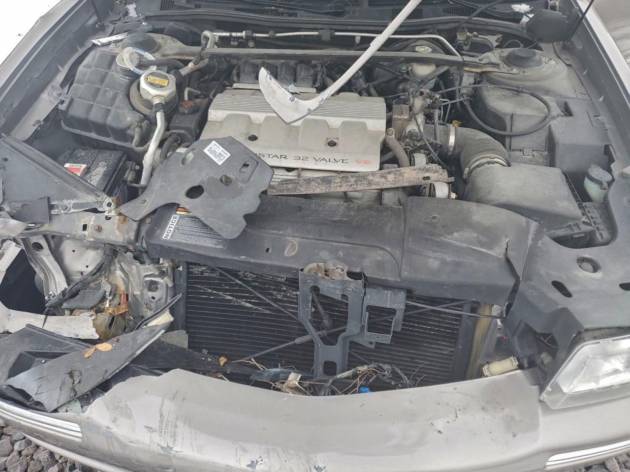 Cadillac DeVille Image 4