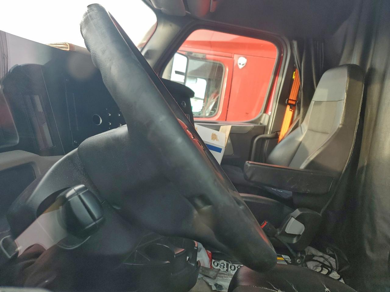 Freightliner Cascadia 1 Image 5