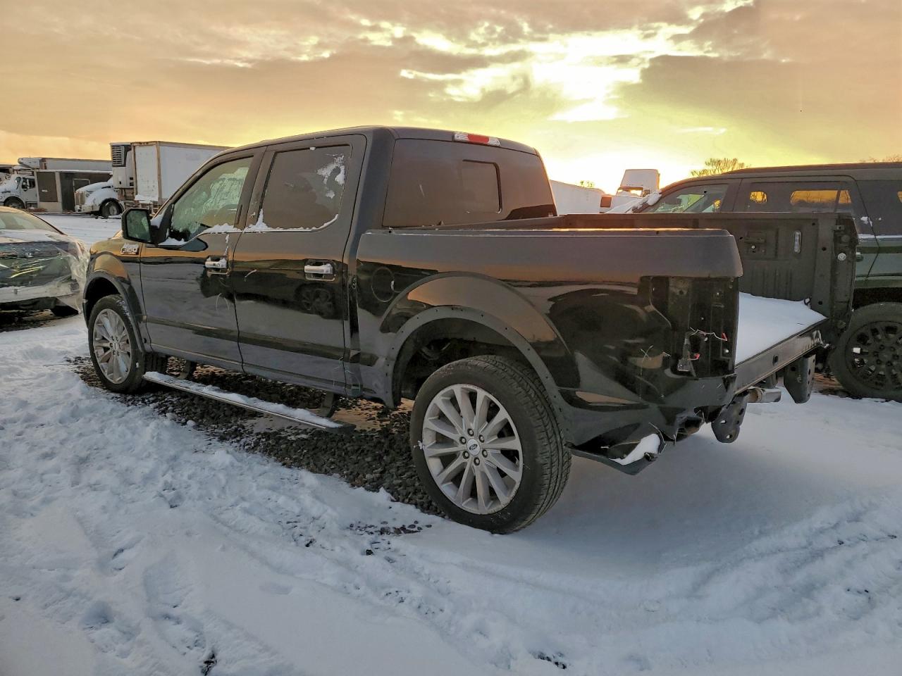 Ford F-150 Supercrew Image 3
