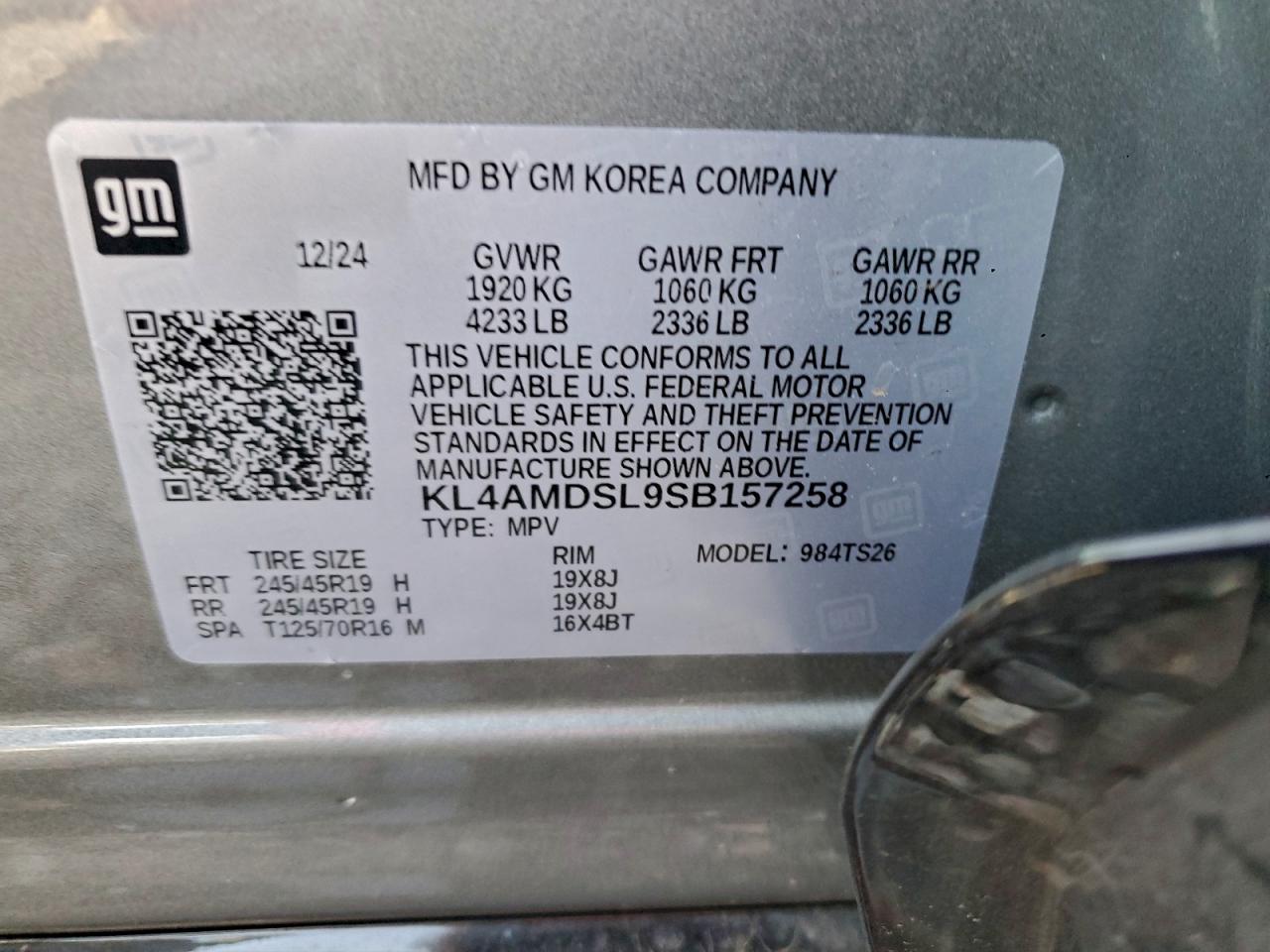 Buick Encore Sport Touring Image 5